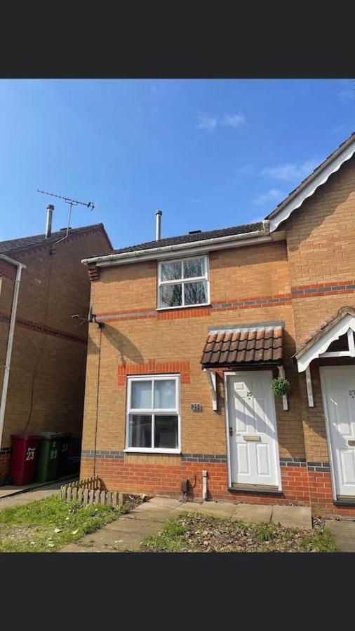 Bluebell House 2 Bedroom With Parking And Garden Scunthorpe Eksteriør bilde